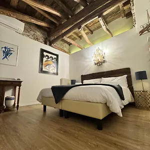Apartment L'8 Boutique Concept