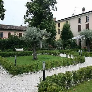 hotel-il-gelso.it-lombardy.com/
